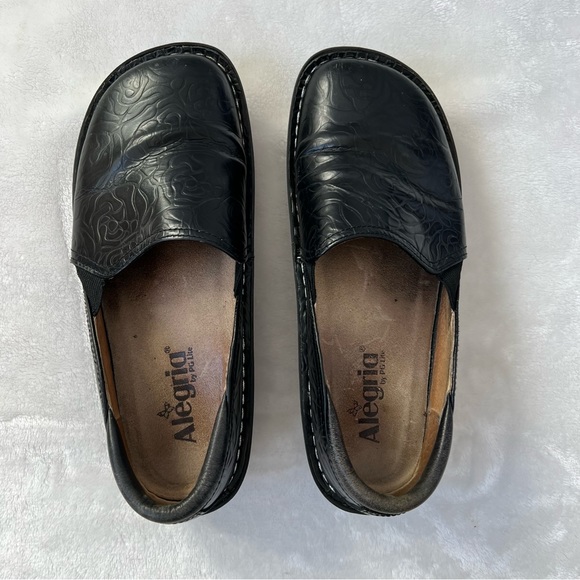Alegria Debra Black Leather Embossed Rose Professional Slip-on Shoes EU 38 - Picture 2 of 5